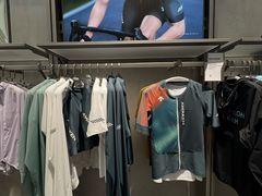 -迪桑特DESCENTE(青岛山东路万象城店)
