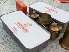 -小董哥烤串·爆汁大油边(故宫店)