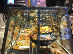 面包甜点陈列柜-巴黎贝甜(龙江店)