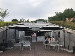 门面-UNI UNI(环亚凯瑟琳店)