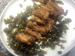 -头上红煨盐鸡·非遗院子餐厅