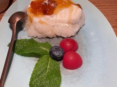 -纳鲁孜·新疆特色餐厅(上海悦荟广场店)