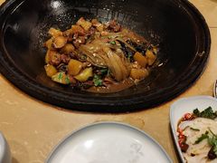 -万里闯关东铁锅炖菜馆(高新旗舰店)