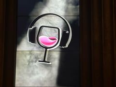-wineapp葡萄酒餐吧(外滩金融中心店)