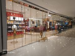 -VENCHI 闻绮(北京国贸商城店)