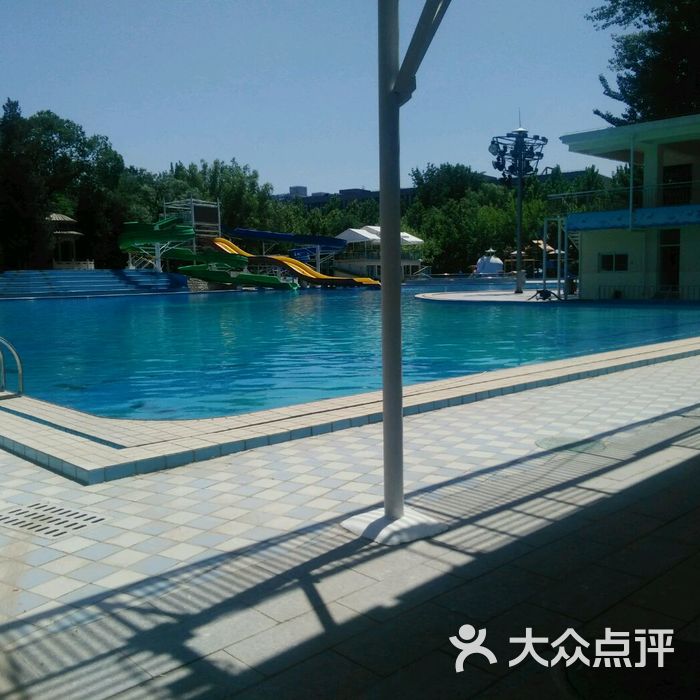 青年湖公园