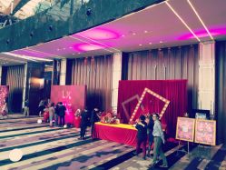 点击看大图 iphone_upload_pic-中茵皇冠假日酒店·宴会厅