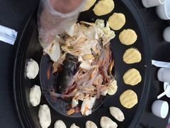 铁锅炖活鱼-铁锅炖活鱼