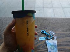 -星巴克(济南美莲广场店)