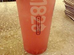 -1828王老吉·草本新茶(珠江新城地铁站店)