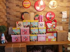 -玩坞轰趴馆·户外团建聚会主题生日派对馆(世豪广场店)
