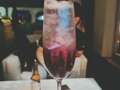 -穹六人间 people 6(岳阳路店)