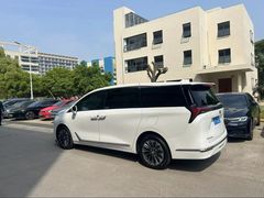 -富君租车(外滩店)