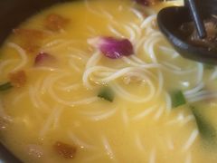 -桥香园过桥米线(国贸店)