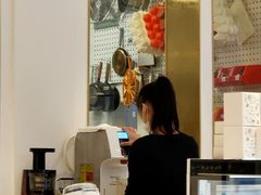 -Fridi Patisserie Cafe