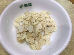 -濠轩阁特色生蚝火锅(水湾路店)