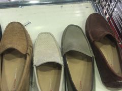 -UGG(燕莎奥特莱斯购物中心店)