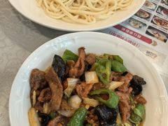 -汗腾格里·风味餐厅(新疆驻京办店)
