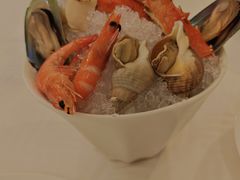 -广州塔卢特斯法国旋转餐厅