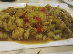 -虾弄弄海派小龙虾·牛羊蝎子火锅