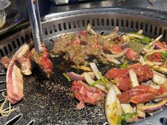-马路牙子烧烤音乐酒馆(望京店)