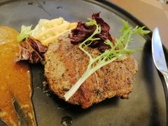 香煎菲力牛排配黑椒汁-红房子西菜馆(淮海中路店)
