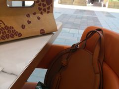 靠窗位-COSTA COFFEE(国正中心店)