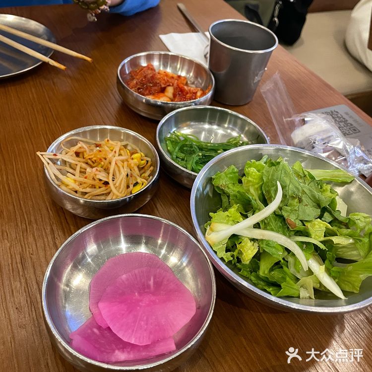 新开的韩料餐厅