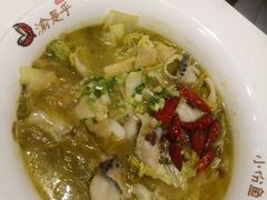 -渝是乎酸菜鱼·川渝小炒(新世界百货望京店)