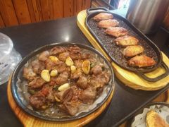 -老东镇啤酒屋海鲜加工·蒸汽海鲜·海鲜烧烤(台东店)