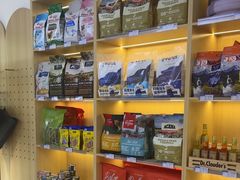 -悠尼宠物·独立低压伊珊娜洗护·美容·寄养(兰谷路店)