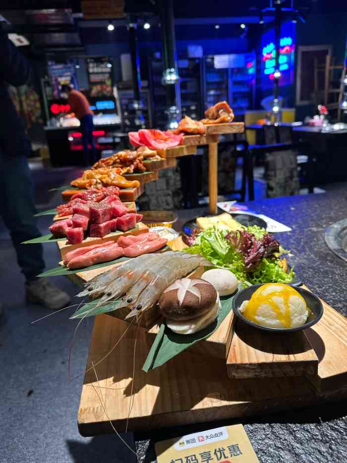 聚十三烤肉博物馆(双井劲松店)-"这几年聚十三增长真是迅猛,各个地方