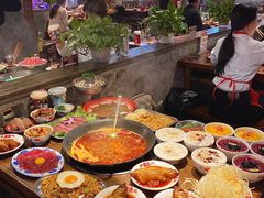 -萍姐火锅·公路夜市(武汉首店)