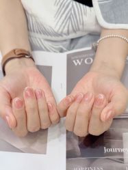 -七彩虹美甲美睫 半永久