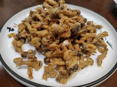 蛋黄焗蟹味菇-晚归月亮湾私家菜(临邑路店)