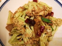 花菜炒肉-伙工殿餐厅(吉大店)