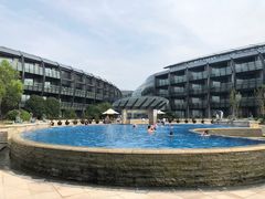 -上海滴水湖皇冠假日酒店