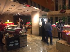 -松山湖凯悦酒店·Café自助餐厅·周末火舞秀表演
