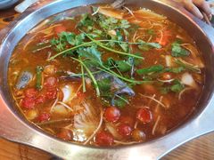 -老凯俚酸汤鱼(鸿通城店)