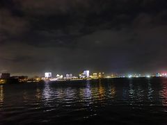 -上海滴水湖皇冠假日酒店