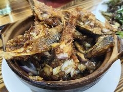 -雄伟美食(高沙中街店)