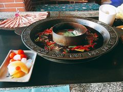 -疯狂的筷子老灶九宫格火锅