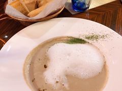 -YUE·6·西式融合餐厅(外滩六号店)