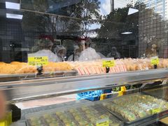 -鲍师傅糕点(江苏路店)
