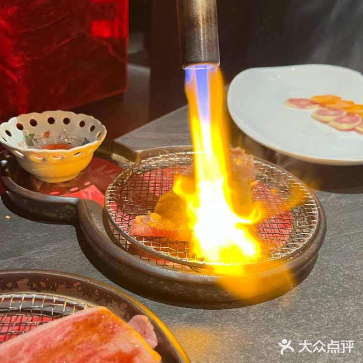 老板没骗我，确实是和牛烤肉天花板～