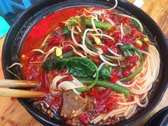 泡椒牛肉粉面-李米线(总店)