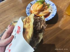 -元志初腊汁肉夹馍(钟楼粉巷店)
