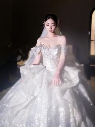 -欣薇婚纱(新源乐汇城店)