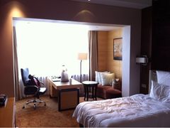 iphone_upload_pic-上海虹桥祥源希尔顿酒店