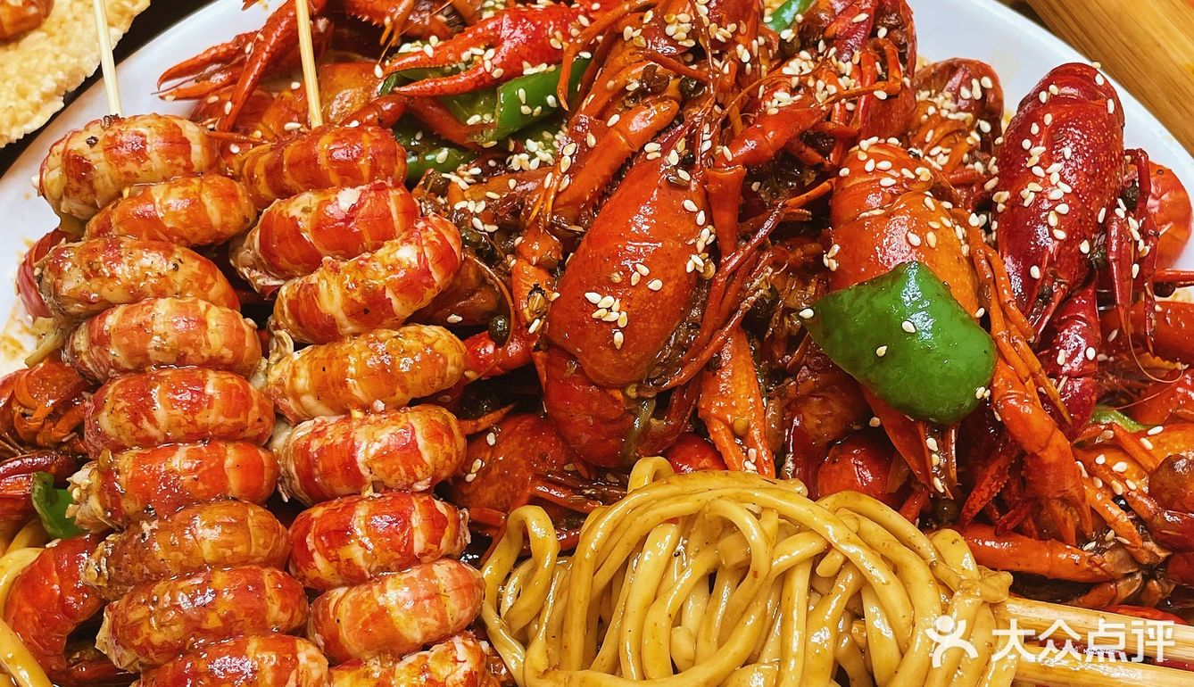 救命 我愿意称之为合肥蕞好吃的龙虾拌面[流泪]